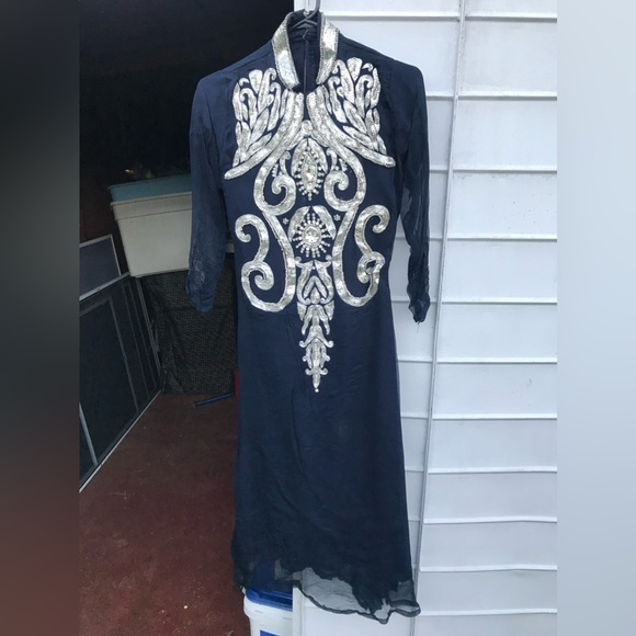 Dark blue and silver small dress - Picture 6 of 9